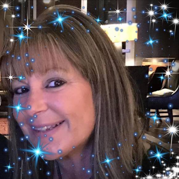 Meet your Posher, Lisa - Picture 1 of 1